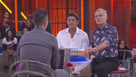 Avanti un altro